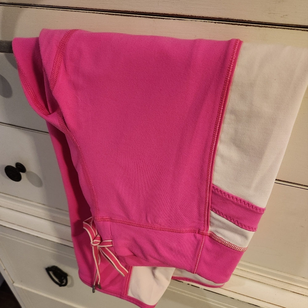 Lululemon Athletica Heat It Up Crop Leggings